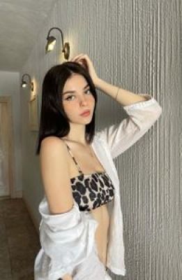 Алина - секс с развратной моделью в Москве